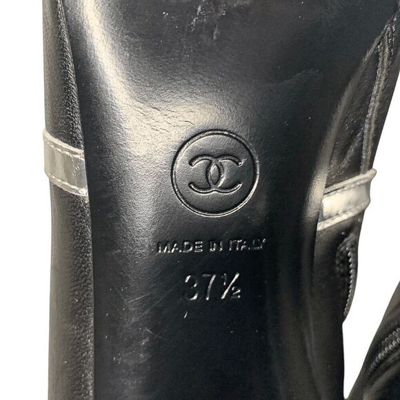 Chanel Interlocking C Black Leather and Grosgrain Ankle Booties EU 37.5 US 6.5-7 - Picture 9 of 10